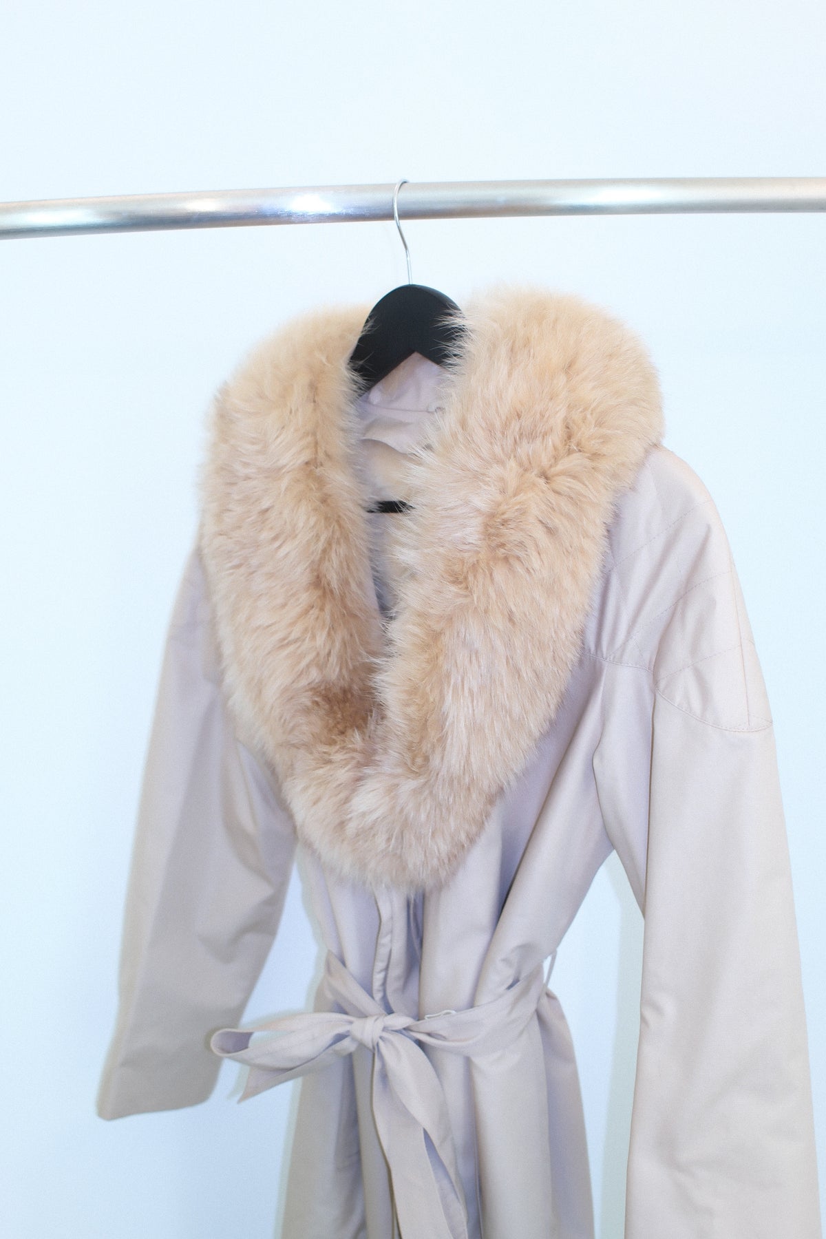 Vintage Rotiny Champagne Beige Silk-Blend Belted Trench Coat with Fox Fur Collar and Fur Lining