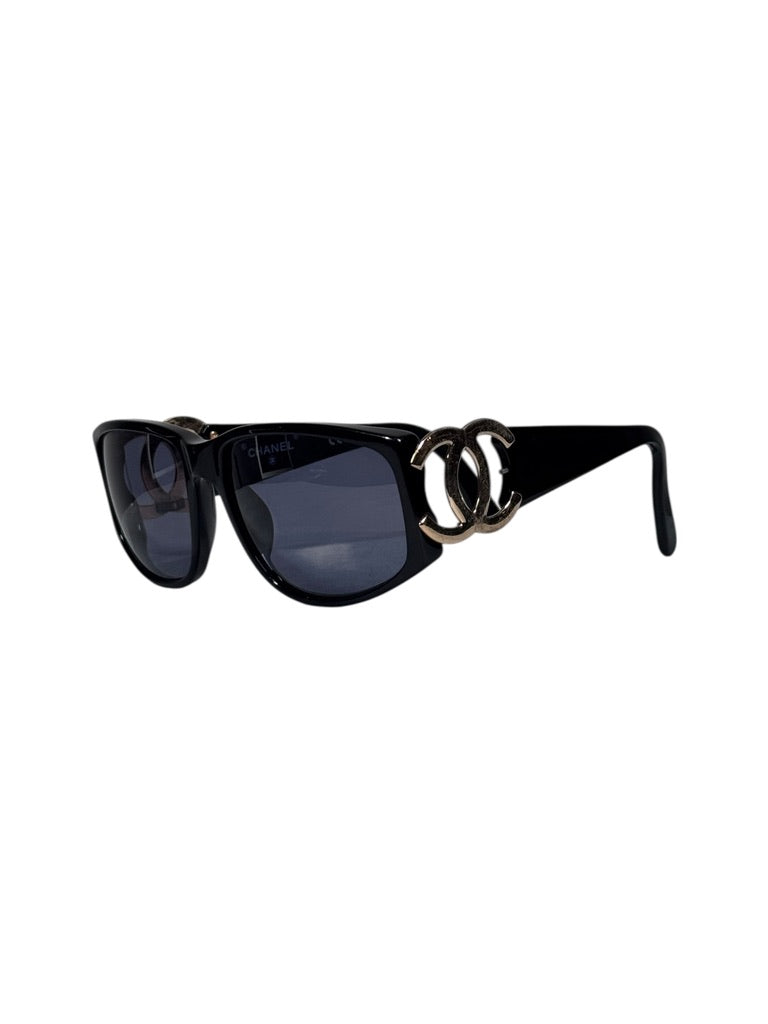 Chanel Vintage CC Logo Sunglasses – LE DEPARTMENT