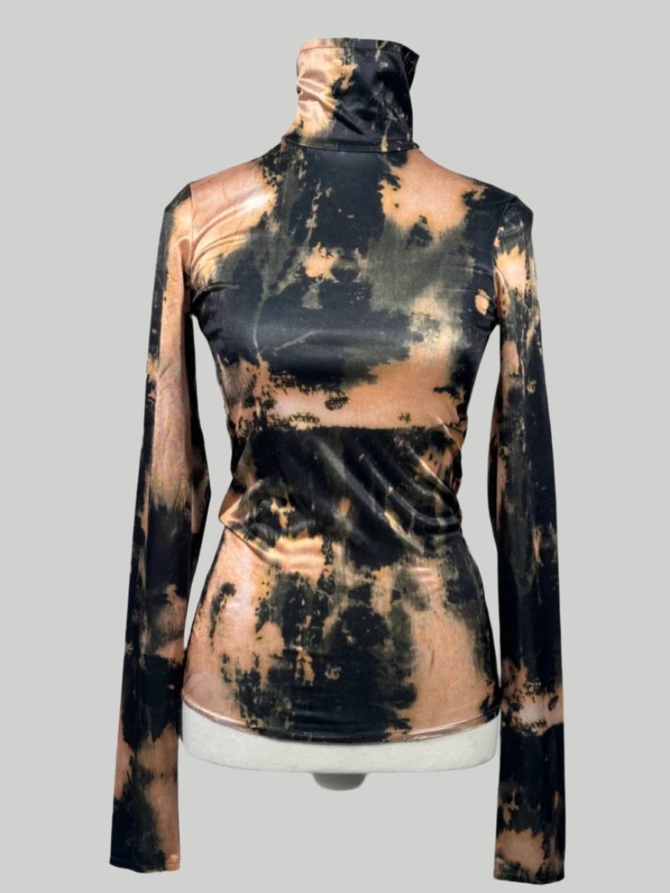ACNE TIE DYE TURTLE NECK