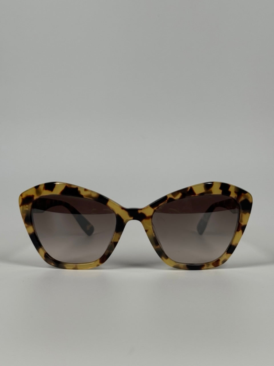MIU MIU CAT-EYE TORTOISE SUNGLASSES