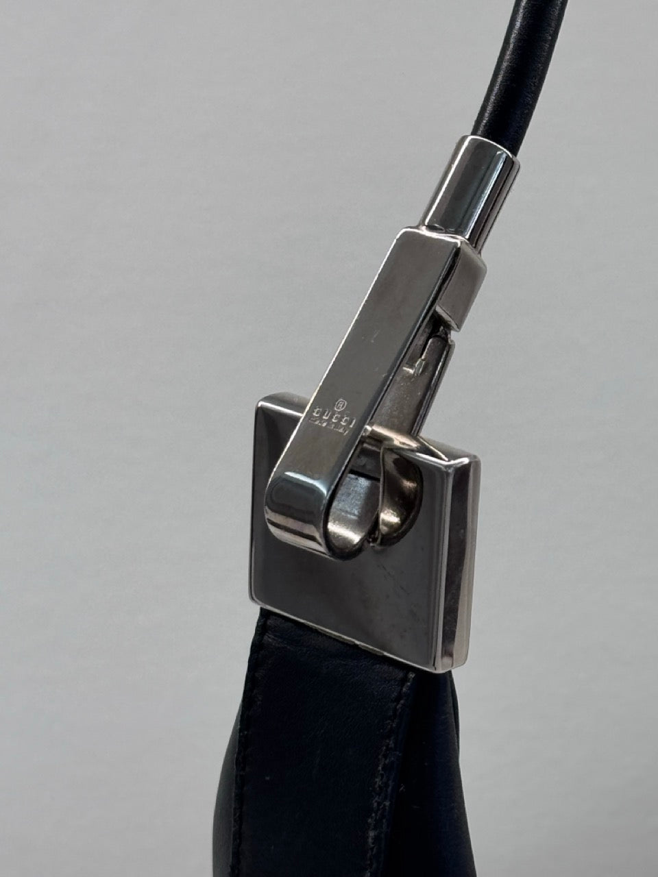 Gucci SS'97 Structured Leather Zip Shoulder Bag