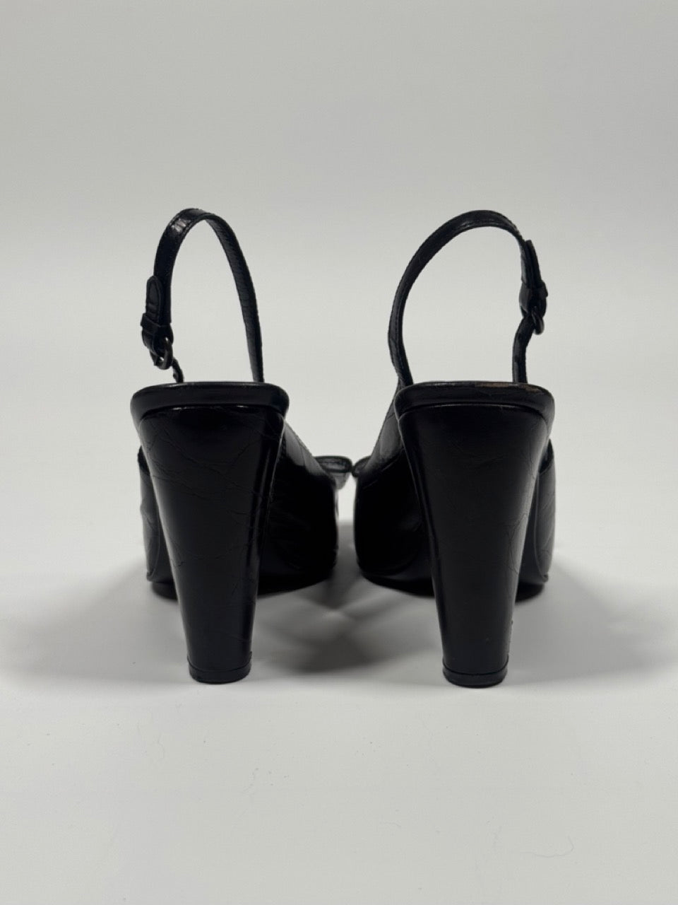 Miu Miu Black Patent Leather Slingback Wedge Heels – LE DEPARTMENT